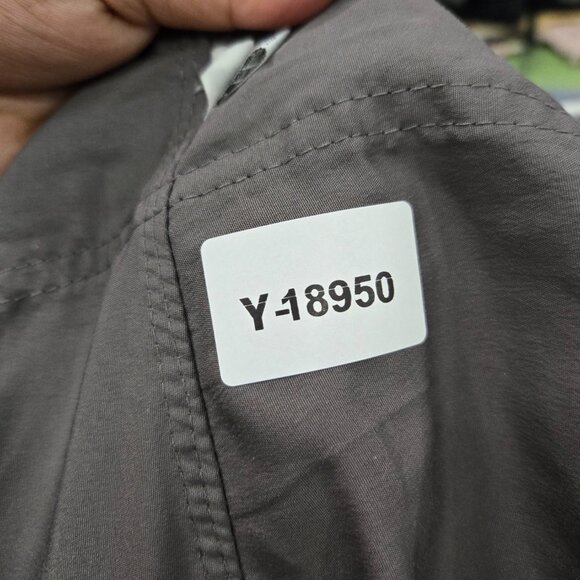 VINTAGE Santa Cruz 36‎ Gray Stripe Board Shorts Outdoor Surf Grunge Skater Y2K - Picture 9 of 12